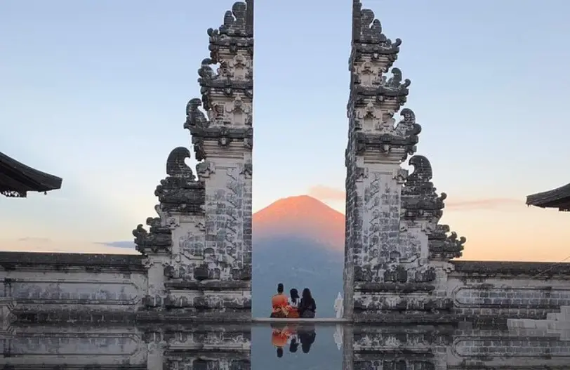 Lempuyang Mennyek Kapuja