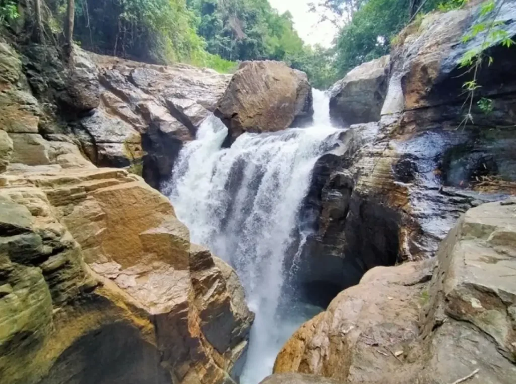 Cunca Wulang vízesés kanyon
